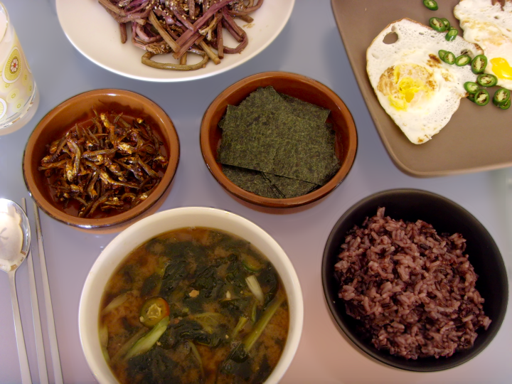 The International Breakfast Project South Korea Soup and Rice, Side